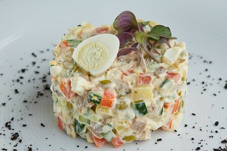 Оливье с языком