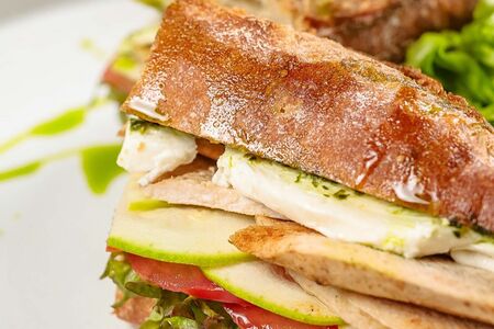 Багет с индейкой