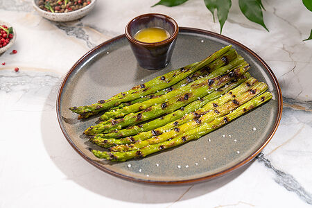 Зелёная спаржа 