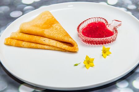 Блин с джемом