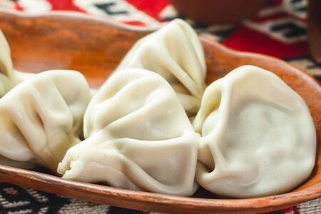 Хинкали отварные с бараниной