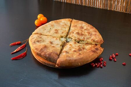 Хачапури со шпинатом и сыром