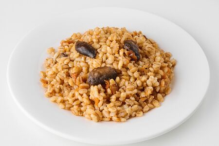 Перловка с овощами