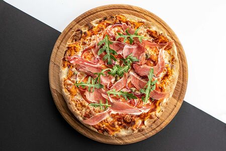 Пицца Прошутто и руккола