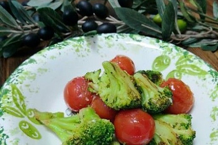 Брокколи с черри