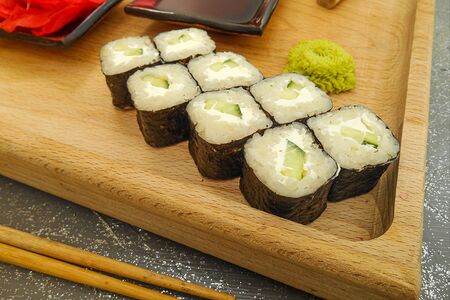 Ролл Огурец с сыром