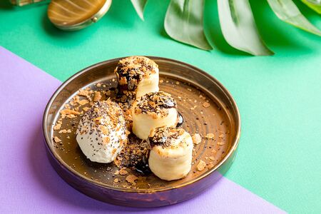 Ванильные сырники с сырным кремом