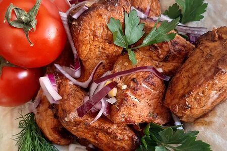 Шашлык из cвинoй шейки