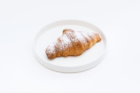 Горячий круассан