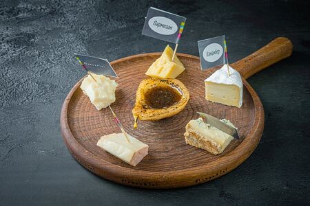 Ассорти итальянских сыров