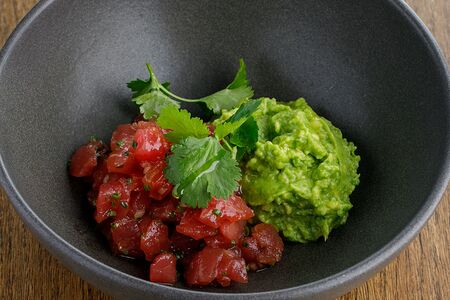 Тартар из тунца