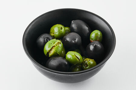 Оливки, маслины