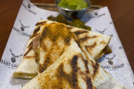 Кесадилья с курицей