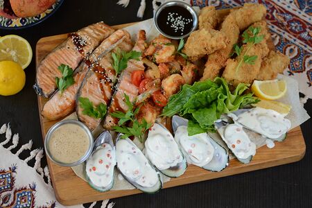 Ассорти из рыбы и морепродуктов