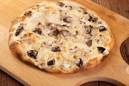Римская пицца Сливочная с грибами