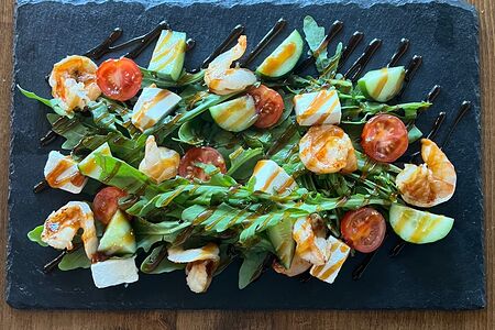 Руккола с креветками