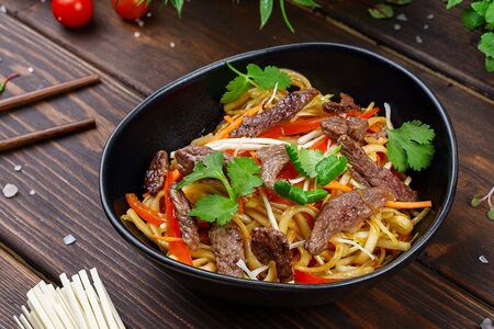 Удон с говядиной