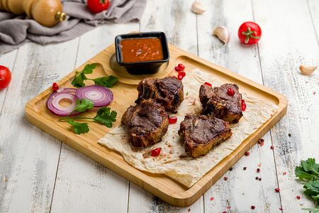 Шашлык из бараньего яблочка