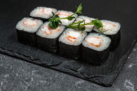 Маки с креветкой