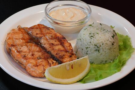 Стейк из семги гриль