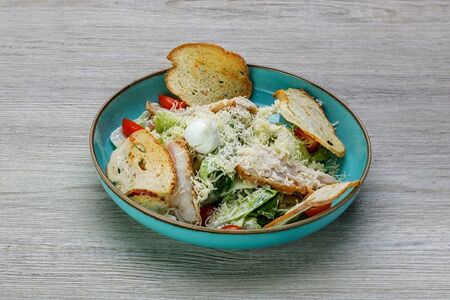 Цезарь с куриной грудкой