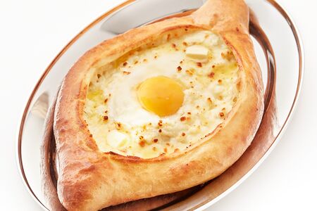 Хачапури по-аджарски