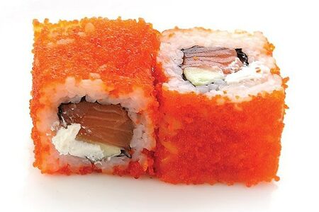 Калифорния с лососем и сыром