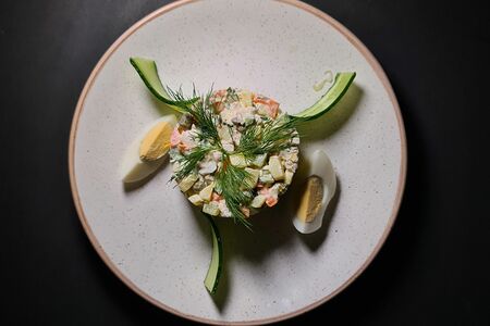 Салат Оливье с курицей