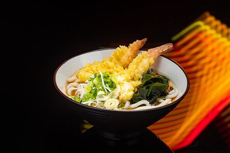 Суп удон с креветкой темпура