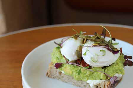 Авокадо Тост