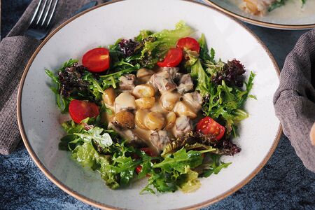 Тёплый салат с языком