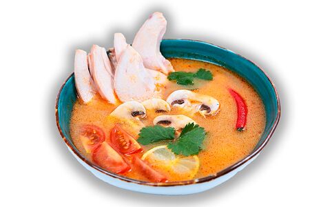 Том ям с цыпленком