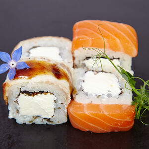 Сяке унаги с Филадельфией