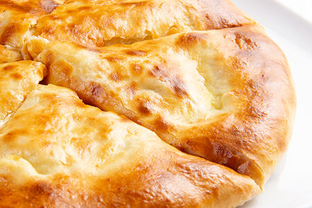 Хачапури с ташмиджаби