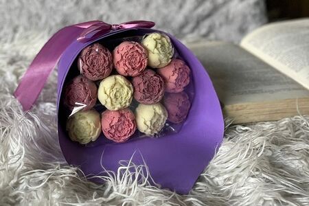 Шоколадный букет пионов 11