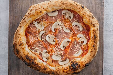 Прошутто фунги 