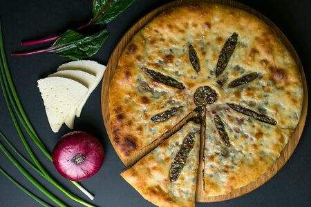 Пирог со свекольной ботвой