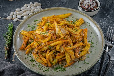 Картофель жареный