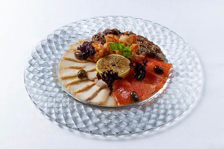 Ассорти рыбных деликатесов