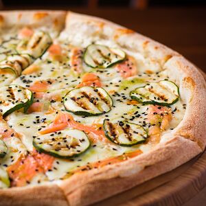 Пицца Печеный Лосось и Цукини Гриль