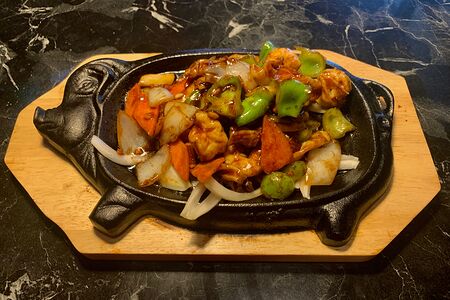 B23 Морепродукты жареные на сковородке