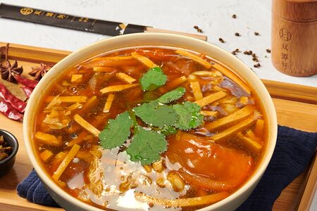 E2 Кисло-острый суп из морепродуктов микс