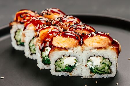 Запеченный ролл с угрем