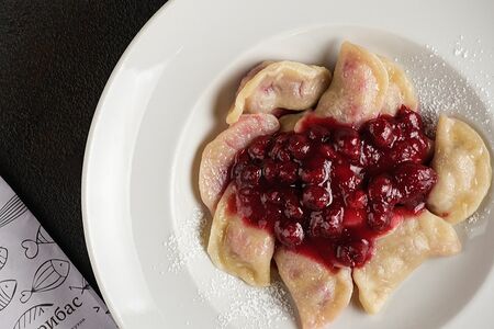 Вареники с вишней 1/150