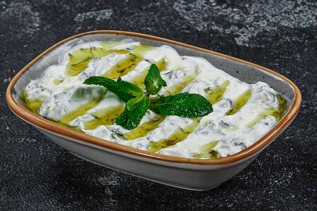 Йогурт со шпинатом