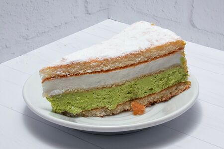 Рикотта фисташковая