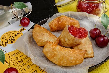 Мини чебуреки с джемом 5 шт