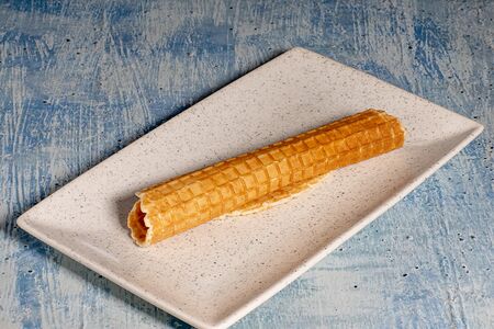 Вафельная трубочка