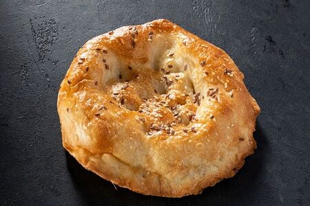 Лепешка, испеченная в тандыре