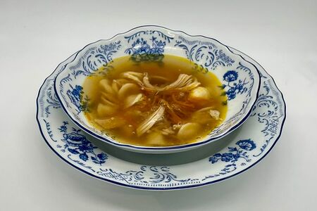 Лапша куриная с ракушками